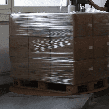 Wolfgang Egger, Metallverarbeitung, Vorarlberg, Lager, Stahlbänder, Stahlband, Schneestopper, Schneenase, Schneehaken, Dach, Bedachung, Dachdecker, Verpackung